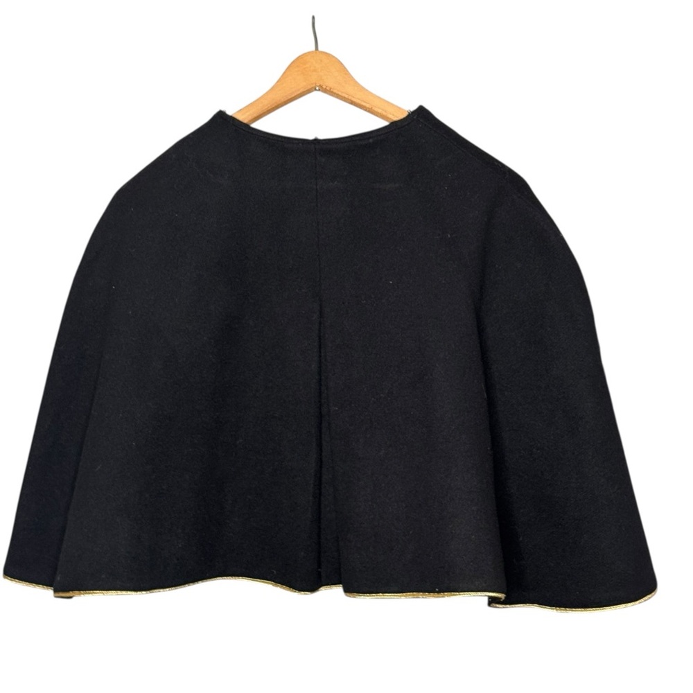 1950s Black Wool Capelet with Gold Trim - Picture 2 of 6